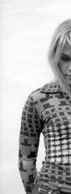 Stranger - Frida Snell - Labyrint Topp 20 - Topplistan som presenterar din favoritmusik